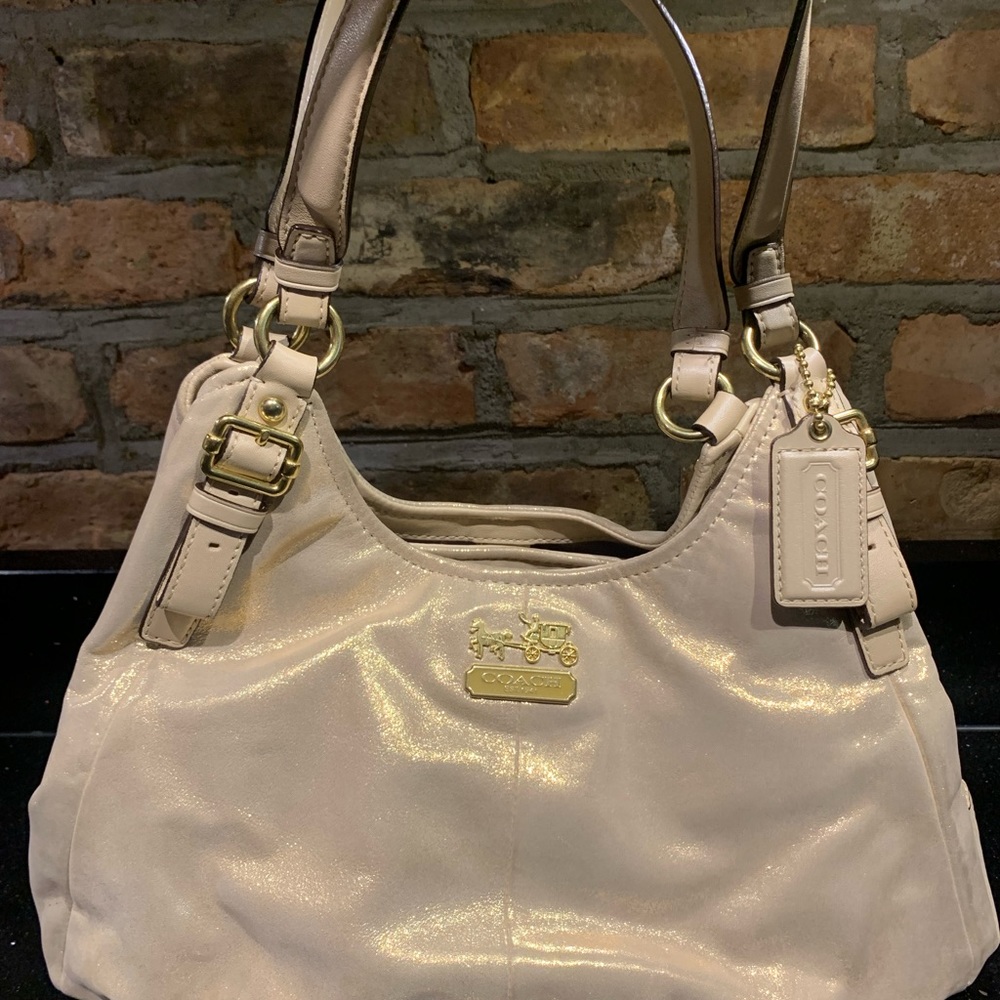Beautiful Gold/Cream Coach Handbag.